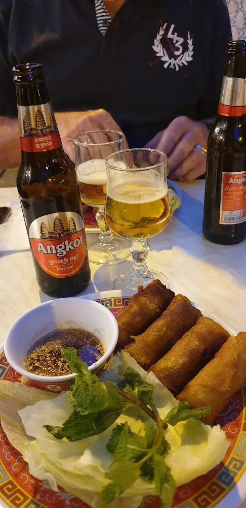 Nems Poulet Et Crevettes Sautées